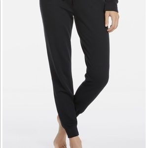 Fabletics BLACK super soft sweatpants